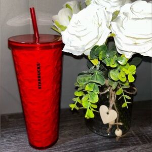 Starbucks 2019 Rare Red Hearts Embossed Valentine’s Day Tumblr